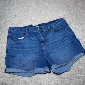 Old navy shorts size 16